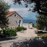 Villa The Secret Garden Vela Luka