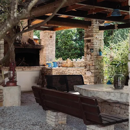 Vila The Secret Garden