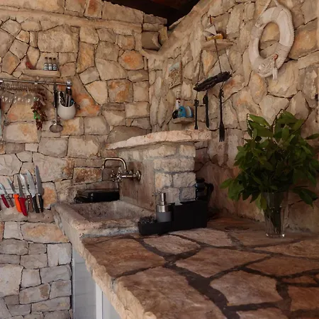 The Secret Garden Vela Luka