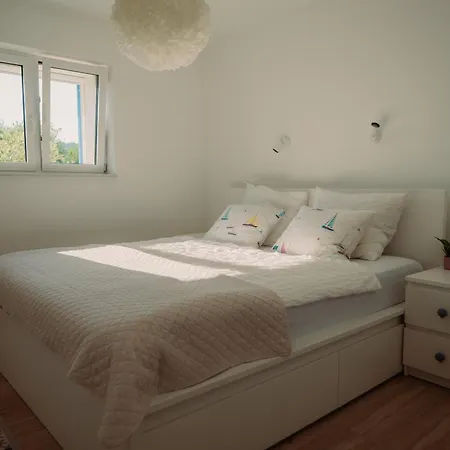 Vila The Secret Garden