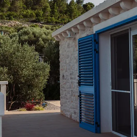 The Secret Garden Vila