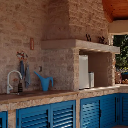 Vila The Secret Garden