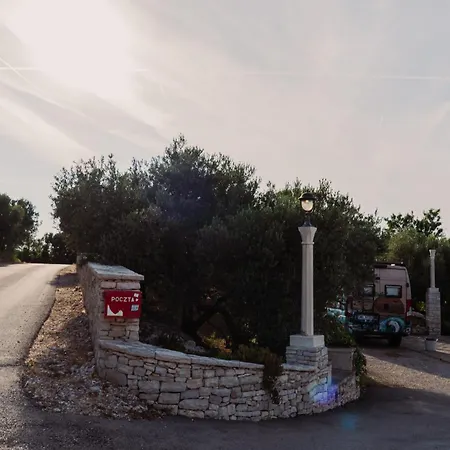 The Secret Garden Vela Luka