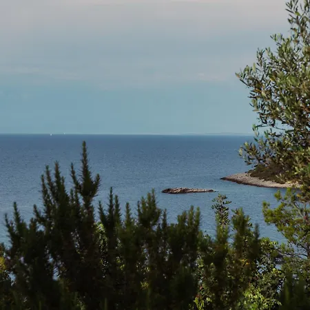 Vila The Secret Garden