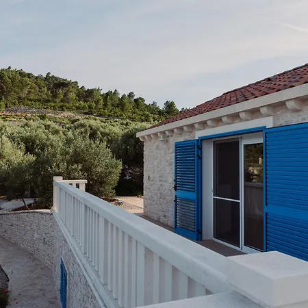 Vila The Secret Garden *