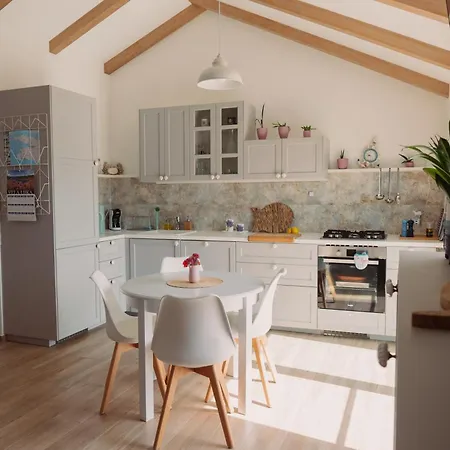 The Secret Garden Vila *