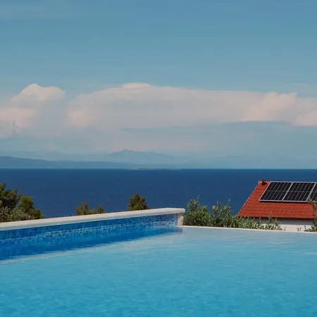 Vila The Secret Garden