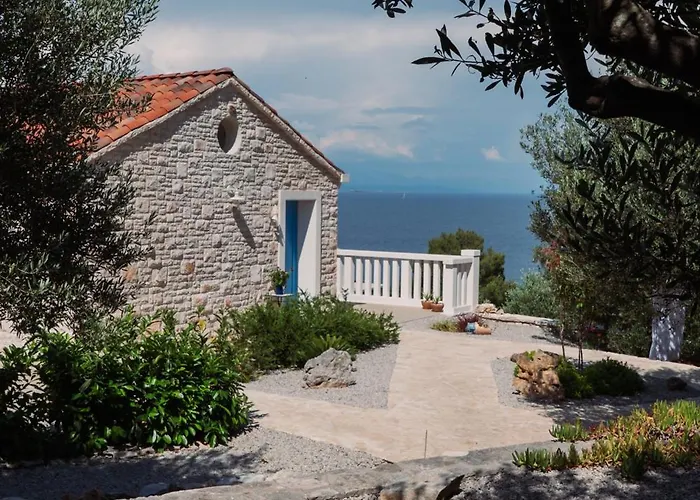 Villa The Secret Garden Vela Luka