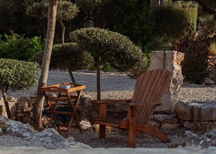 The Secret Garden Villa Vela Luka