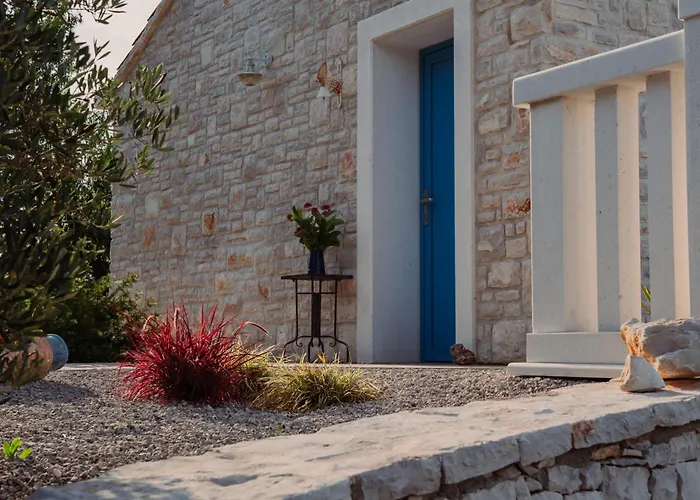 The Secret Garden Villa Vela Luka